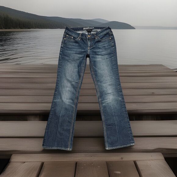 New York & Company Low Rise Blue Boot Cut Jeans, 6 Petite - Picture 1 of 8